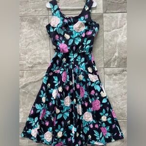 Vintage Lisa II Floral Maxi Length Dress Pleated Button/Zip Women's Size 10